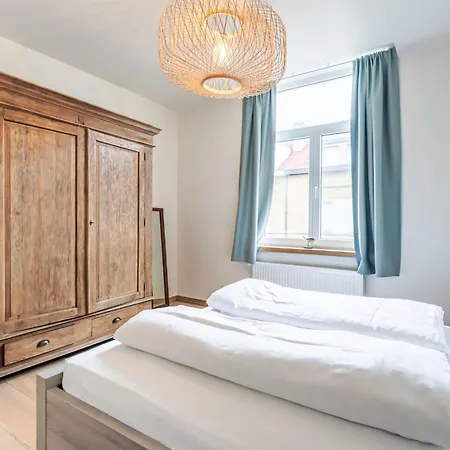 Nyaraló Lili's With Terrace By Interhome *