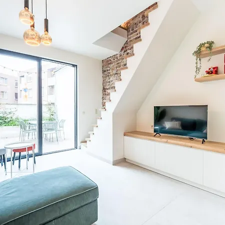 Lili's With Terrace By Interhome Nyaraló *