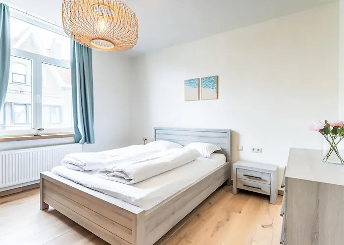 Lili's With Terrace By Interhome *